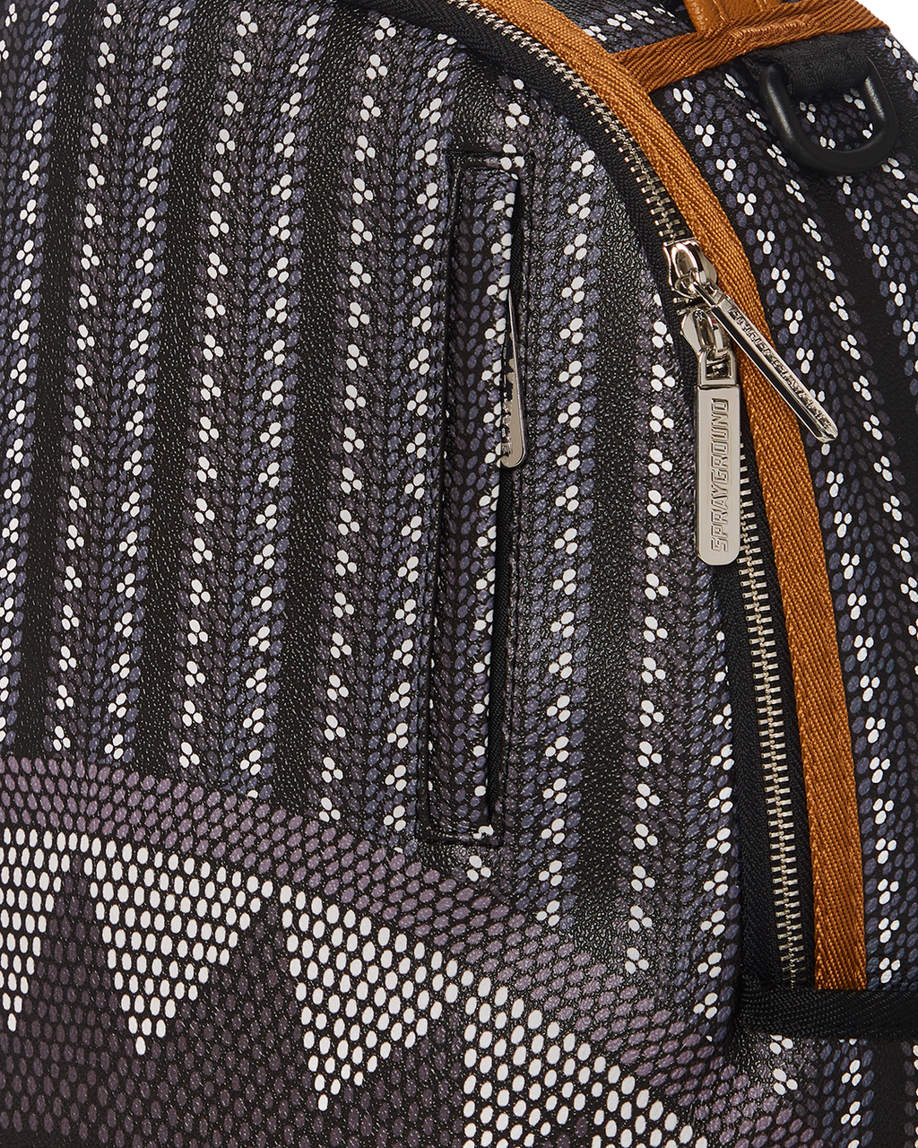 Illuchains Backpack (Dlxv) - Image 11