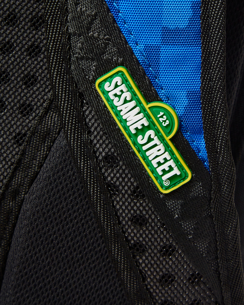 Cookie Monster Sleeping Backpack (Dlxr) - Image 10
