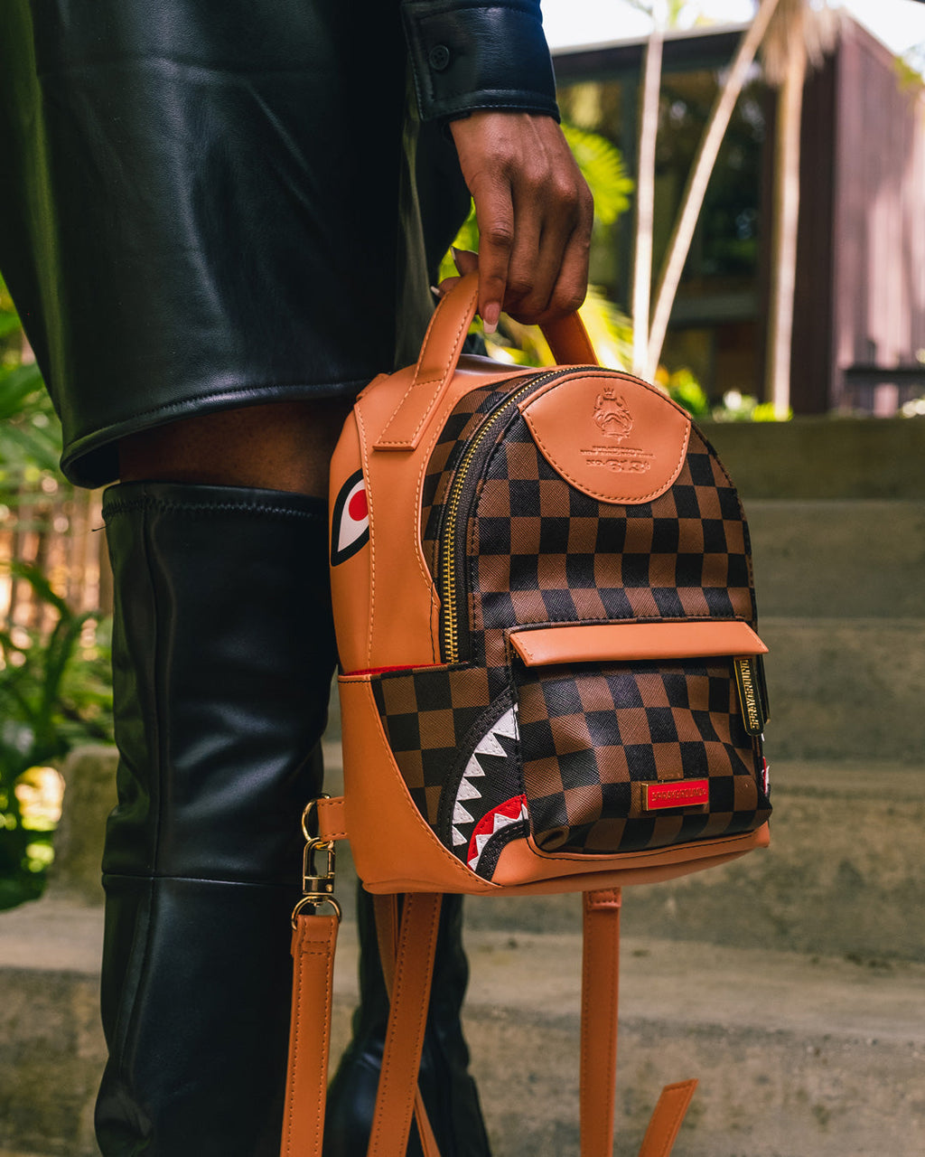 Henny Air to the Throne Quattro Backpack - Image 7