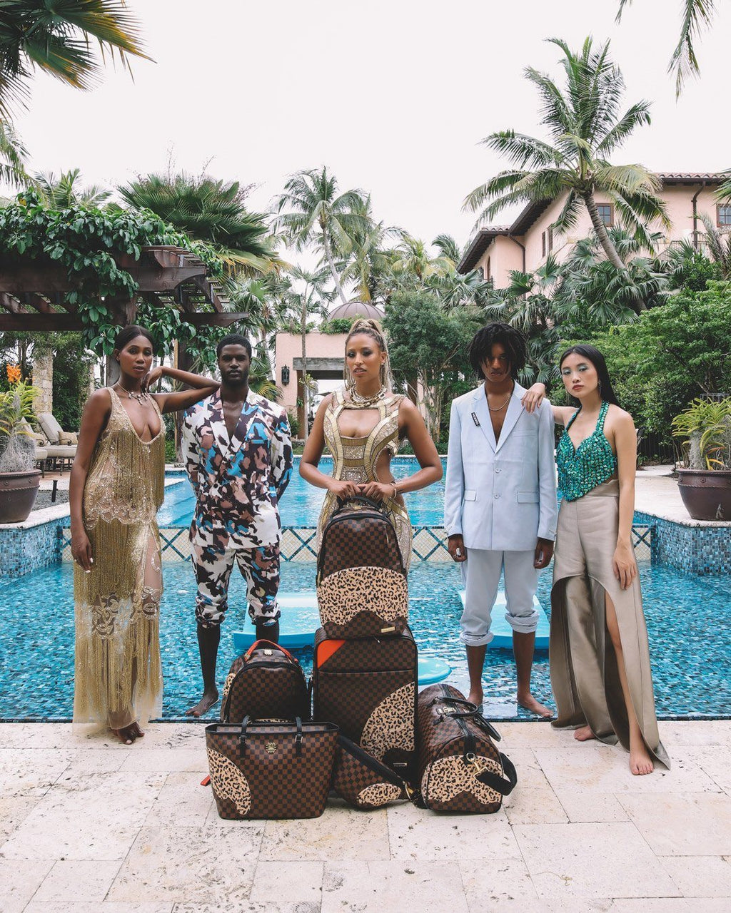 A.i.3 the Legacy Savvy Crossbody - Image 16