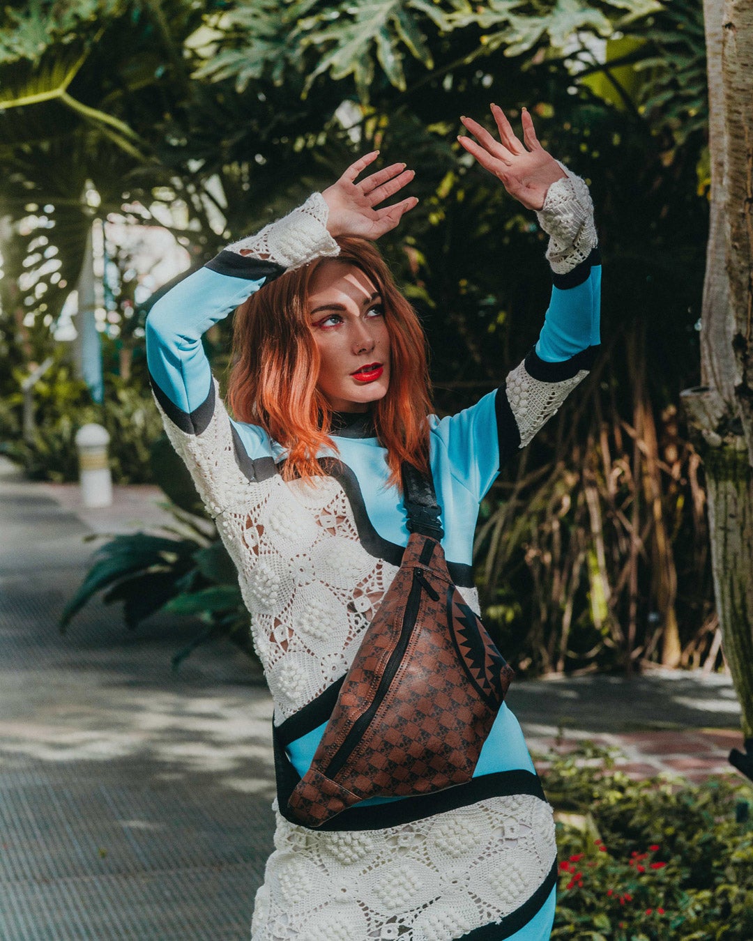 Sharks and Skulls Savvy Crossbody - Image 6