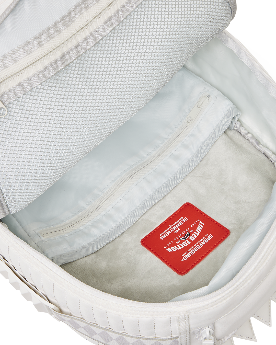 Future Traveler Cargo Backpack - Image 9
