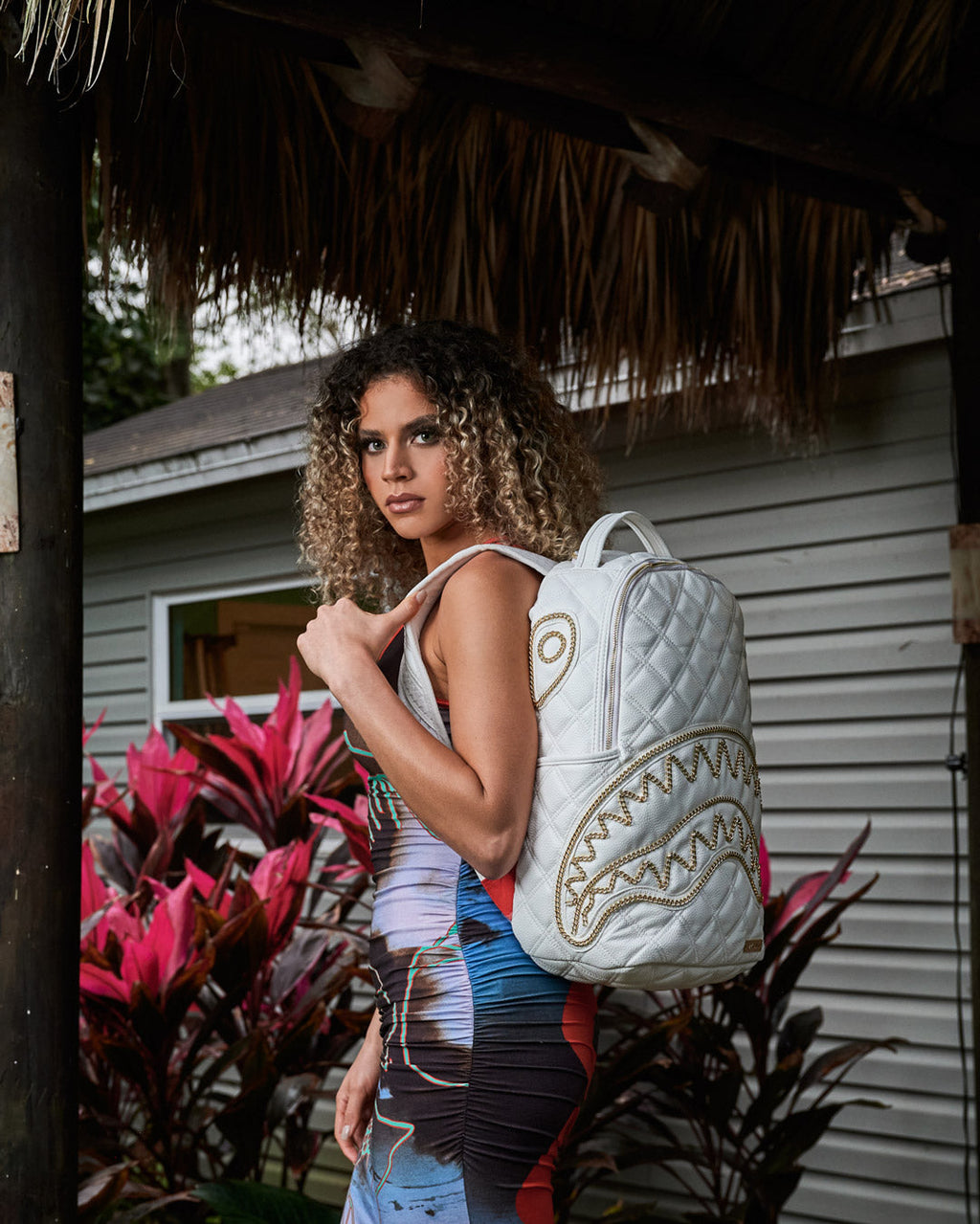 Riviera Le Blanc Gold Chain Shark Backpack (Dlxv) - Image 6
