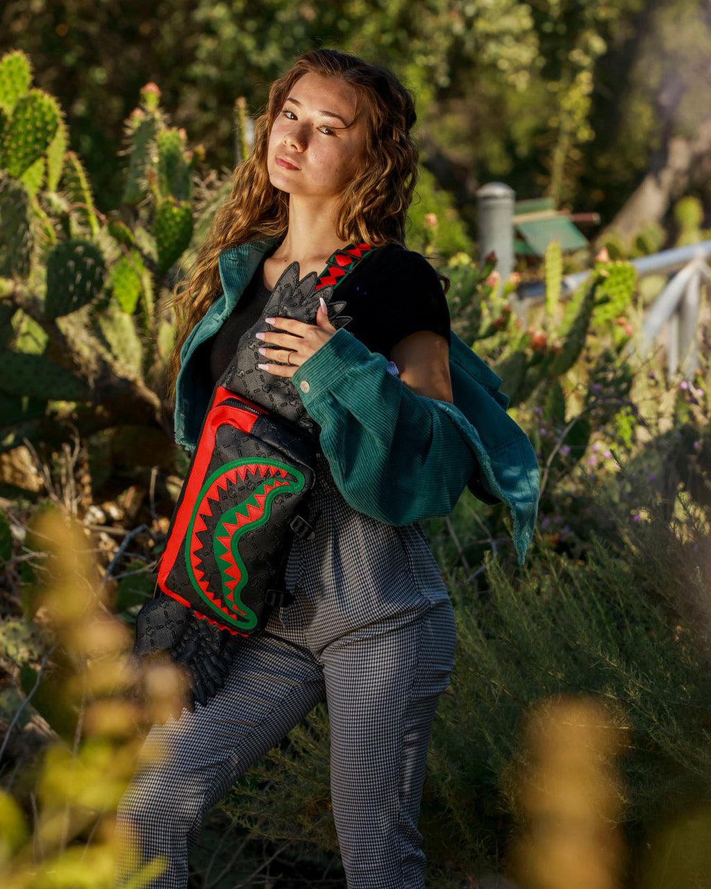 Dinero Wing Crossbody - Image 4