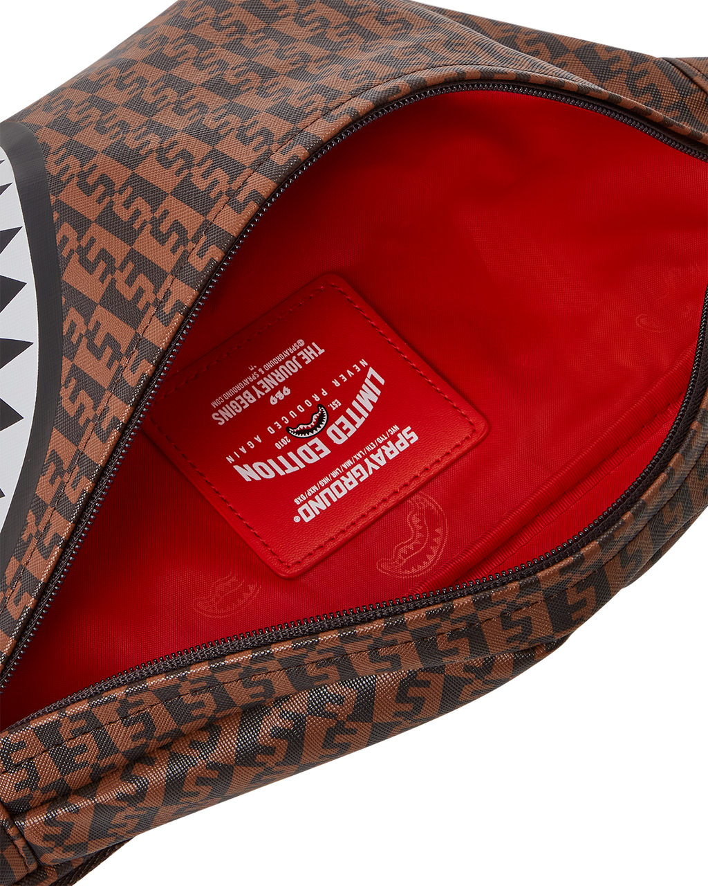 Cashin Checks Savvy Crossbody - Image 5