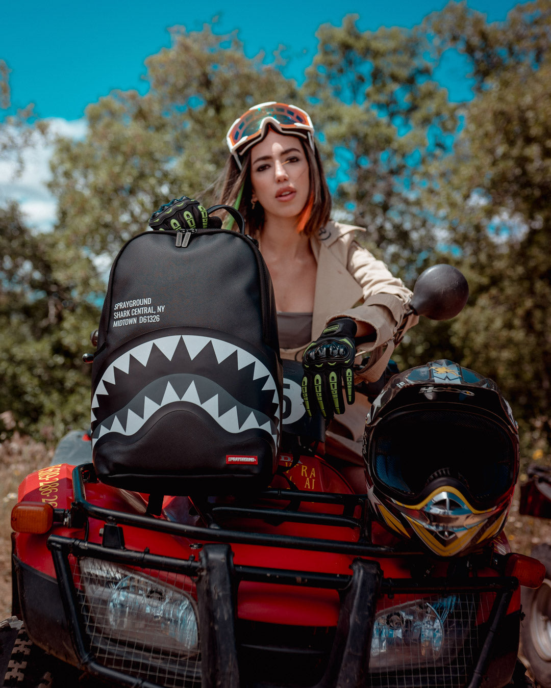 Shark Central Greytone Backpack (Dlxv) - Image 2