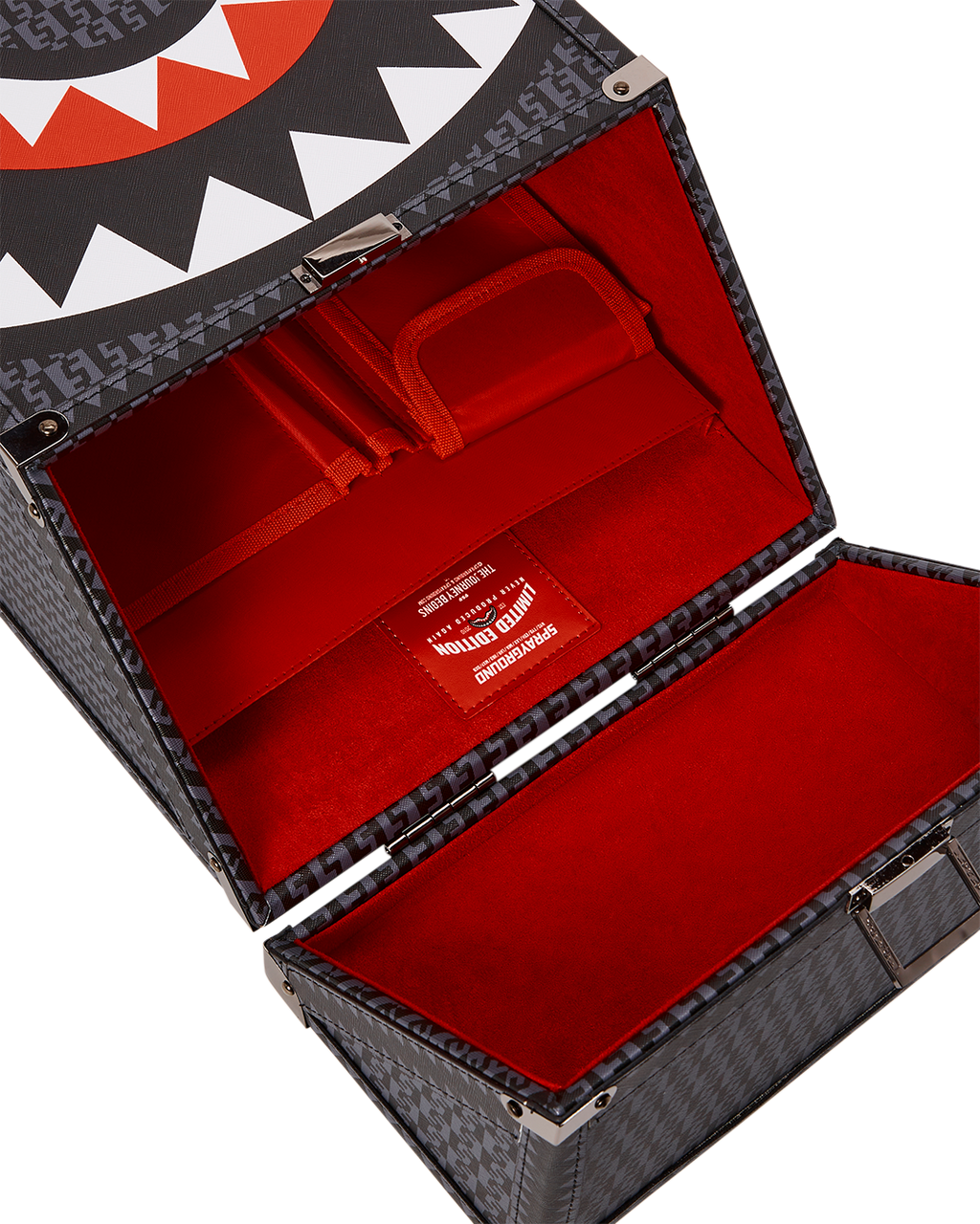 Spraygatti Revv Chaturanga Shark 1900 Backpack - Image 14