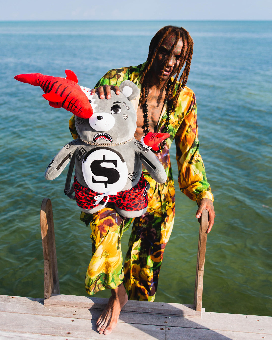 Shark Friends Moneybear Teddybear Backpack - Image 6