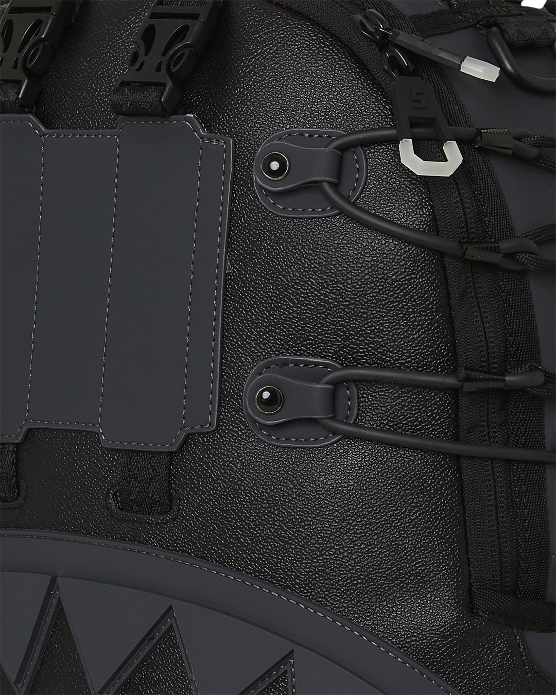 The Vault Backpack (Dlxv) - Image 10