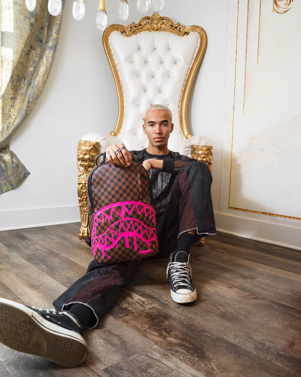 The Artists Touch Backpack (Dlxv) - Image 6
