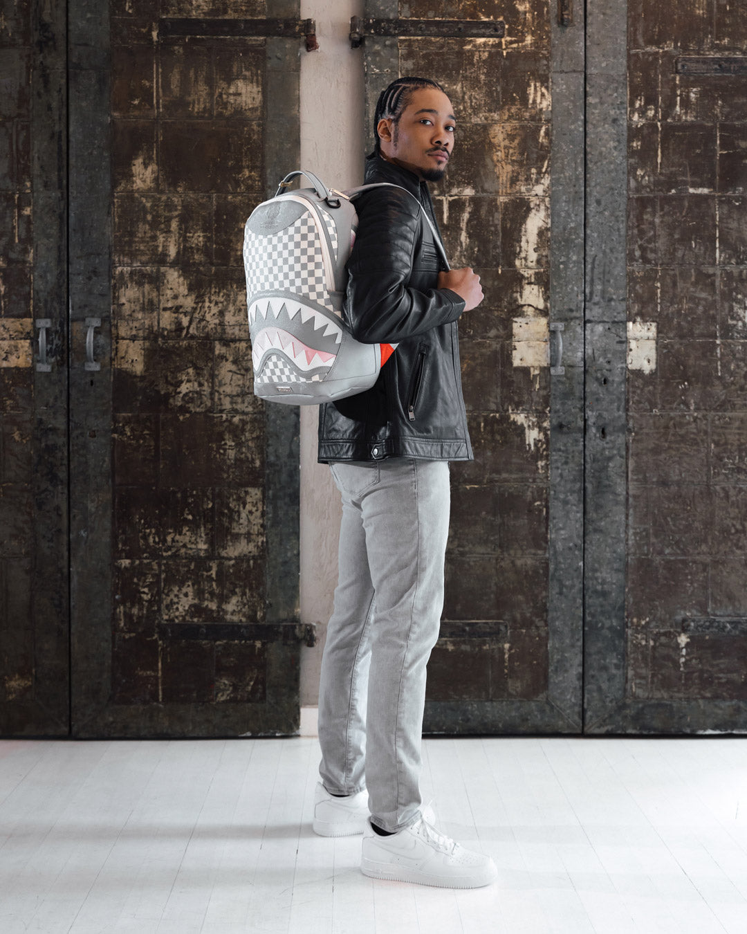 Air to the Throne Jetset Backpack (Dlxv) - Image 4