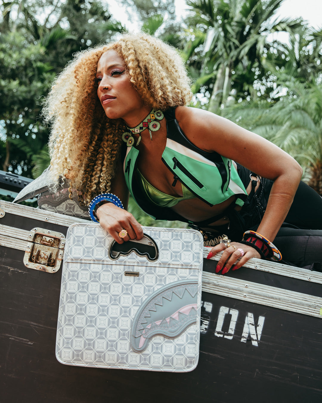 A.I.8 African Intelligence Booked & Busy City Savvy Handbag - Image 4