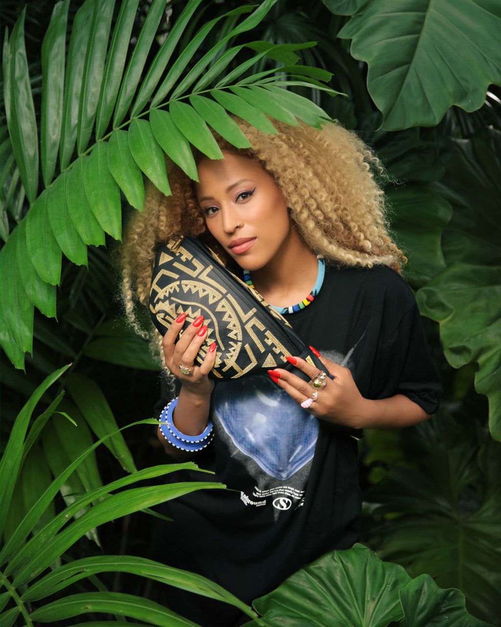A.I.8 African Intelligence Path to the Future II Savvy Crossbody - Image 2