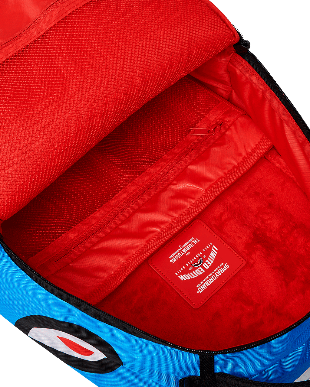 Family Guy Bruiser Dlxsr Backpack - Image 11