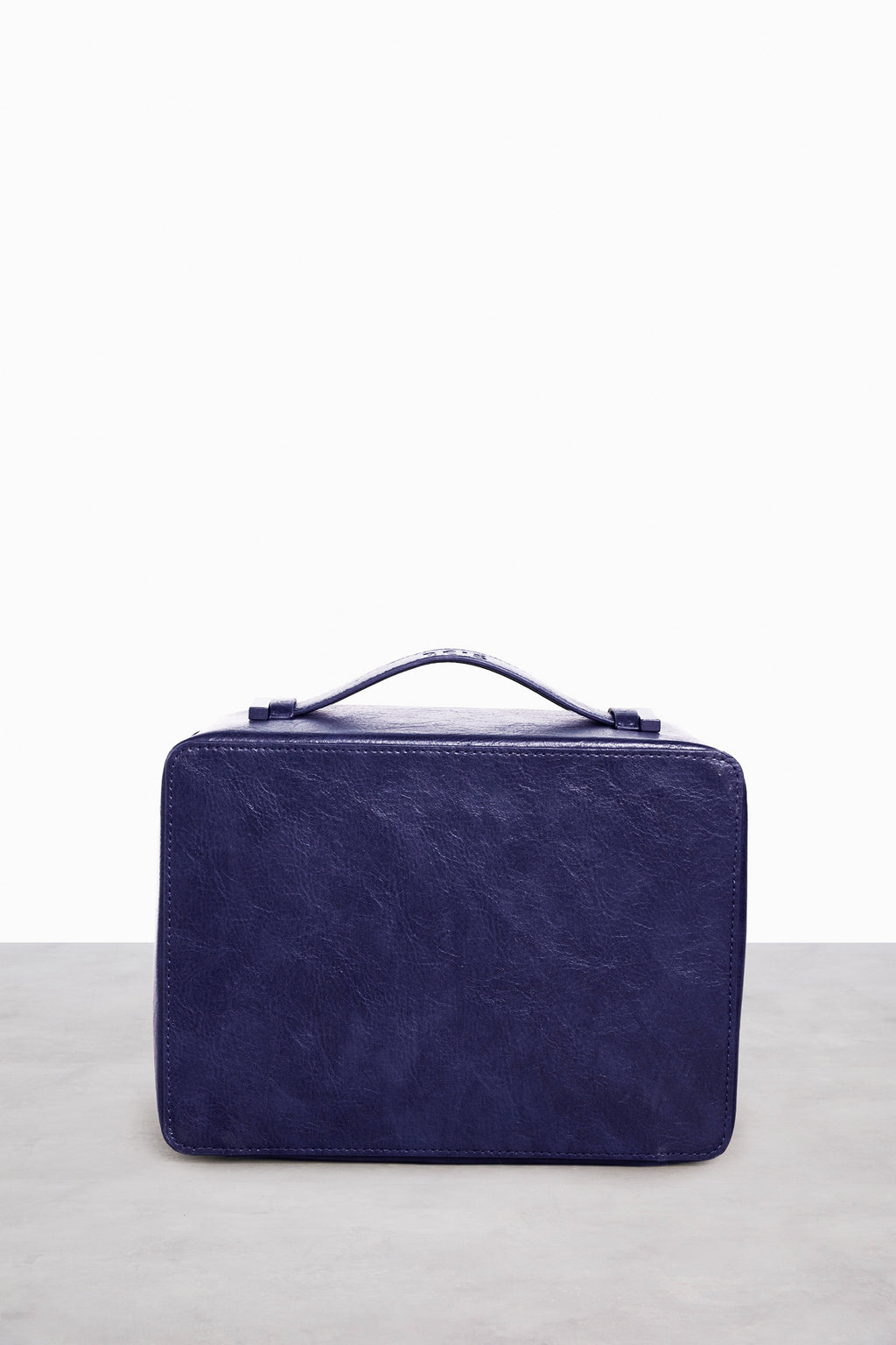 Resale The Cosmetic Case in Navy - Image 5