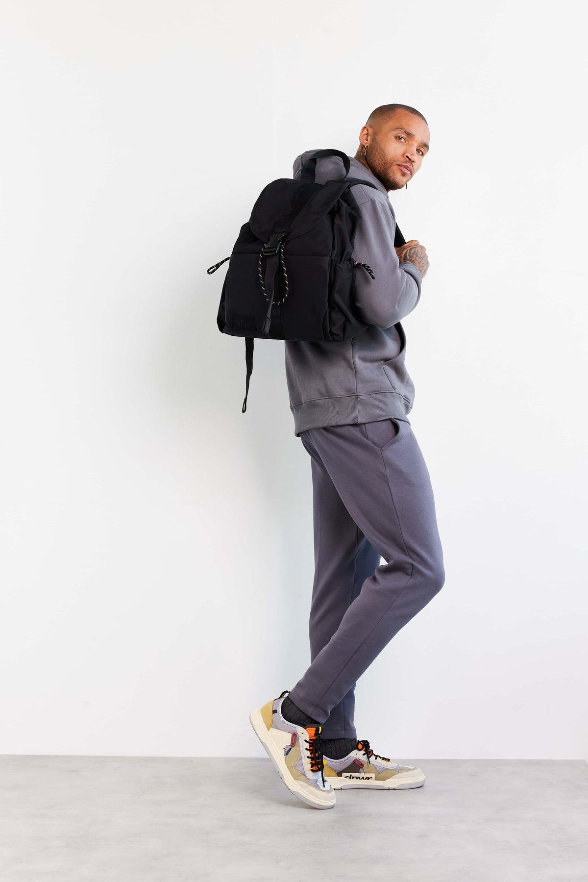 Resale The Sport Backpack in Black - Image 9