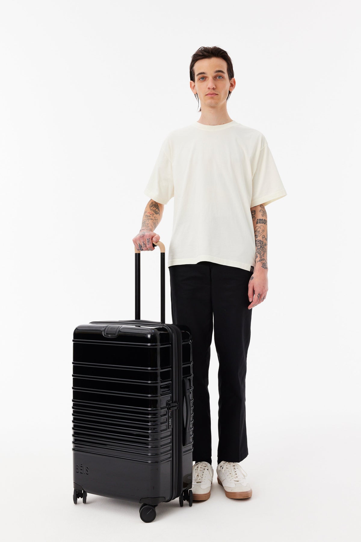 Resale The Medium Check-In Roller in Glossy Black - Image 5