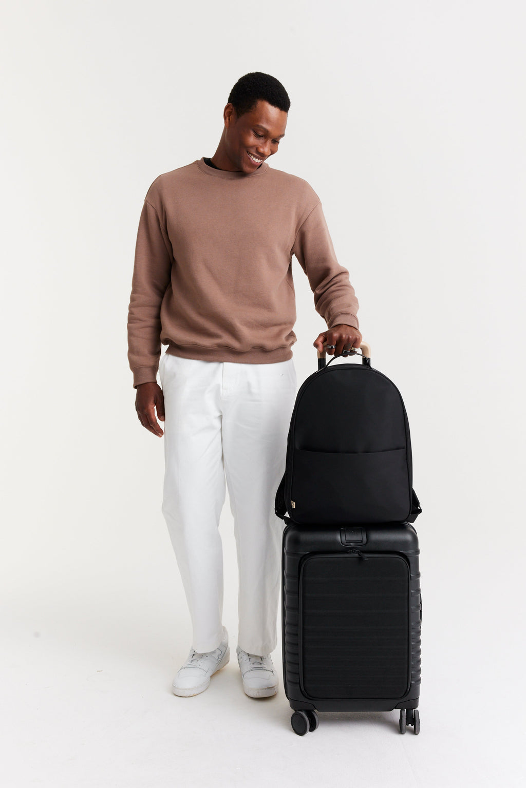 Resale The Commuter Backpack in Black - Image 10