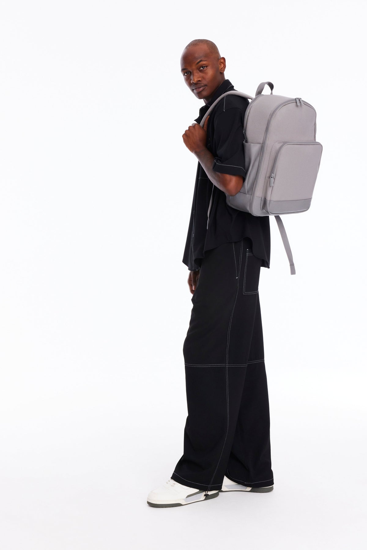 Resale The Travel Backpack in Grey - Image 5