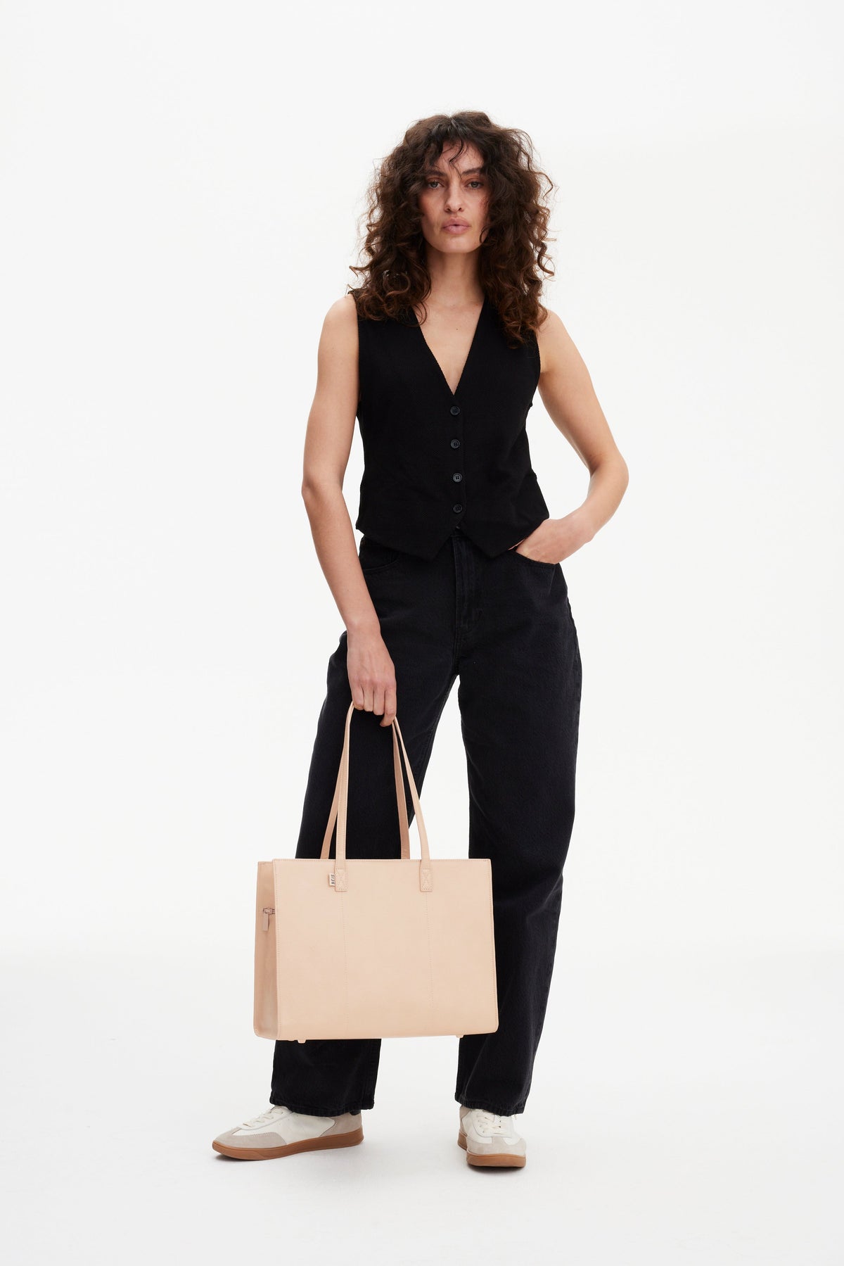 The Work Tote in Beige - Image 5