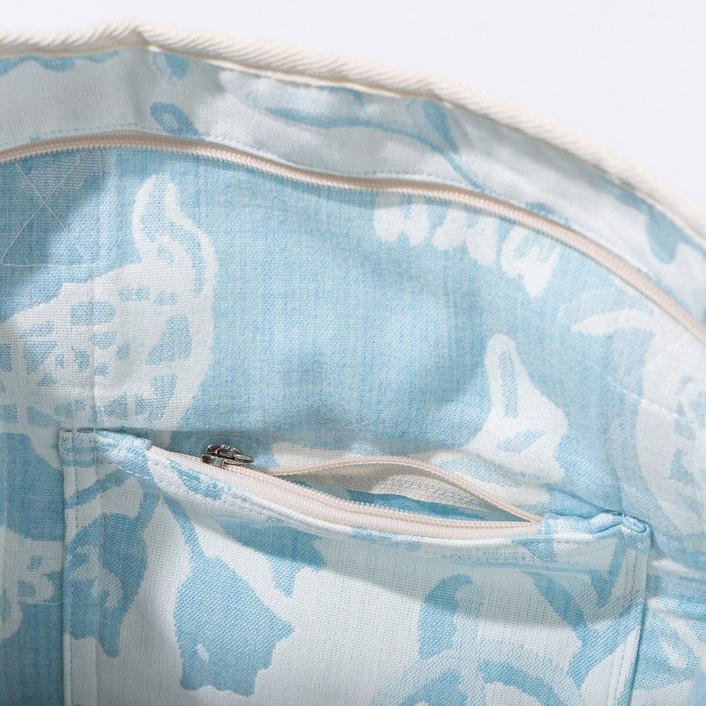 The Beach Bag - Image 5