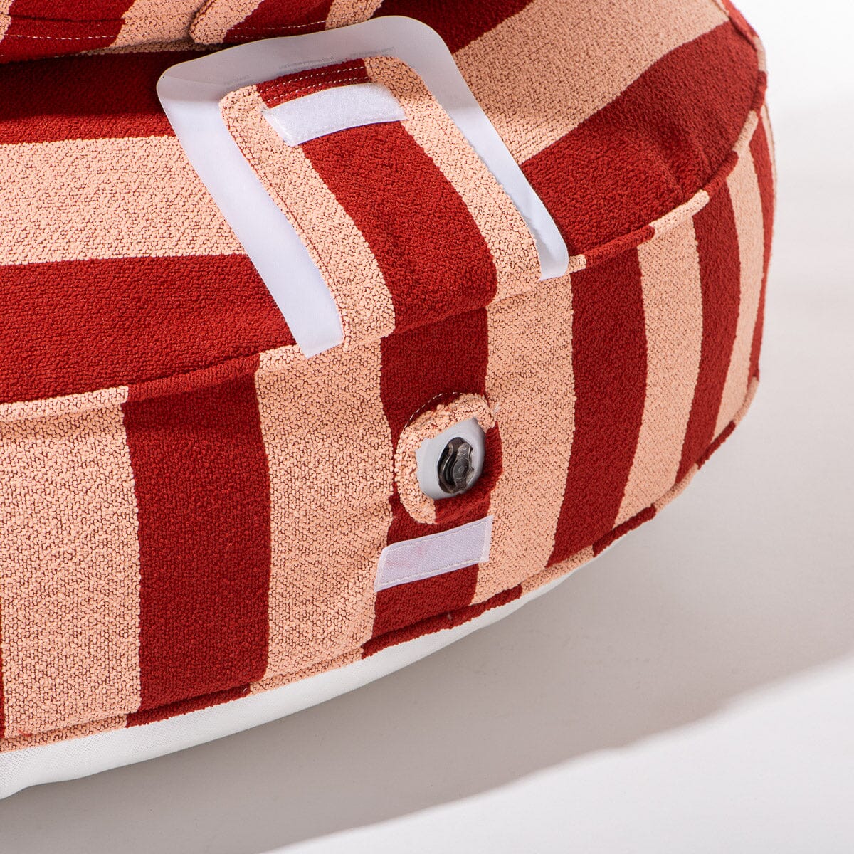 The Canvas Pool Ring - Image 7