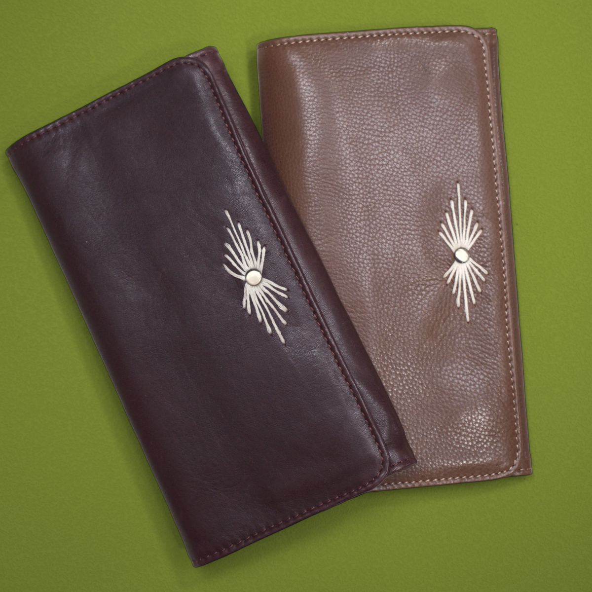 Barb Milled Leather Wallet - Image 10