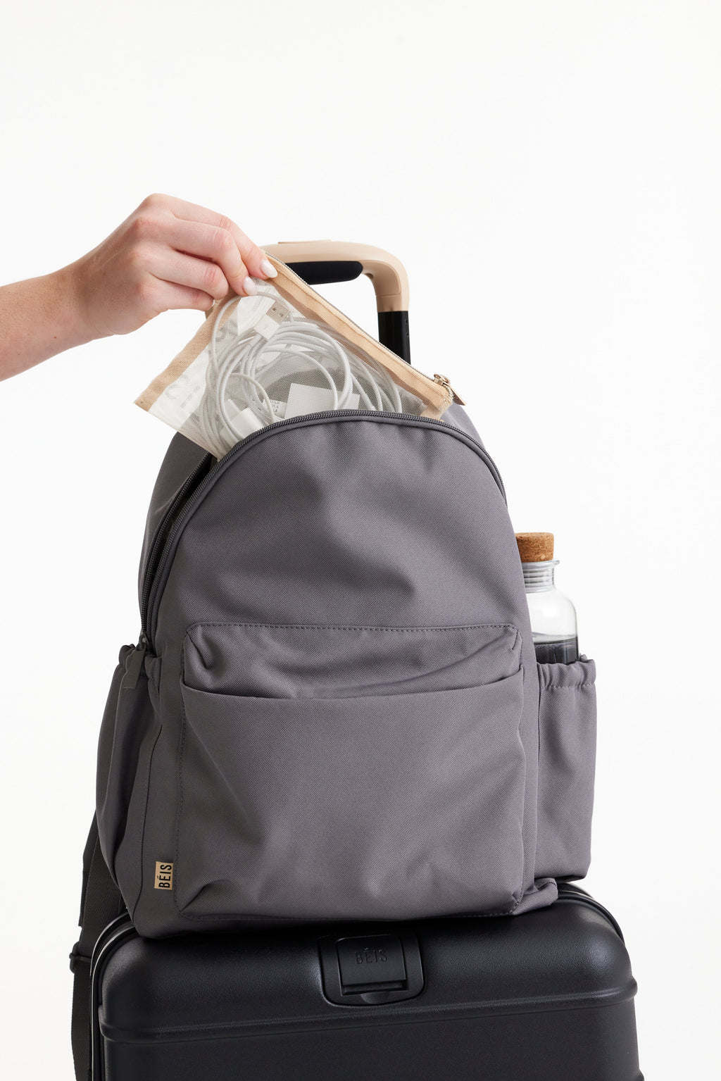 Resale The BÉISics Backpack in Grey - Image 8
