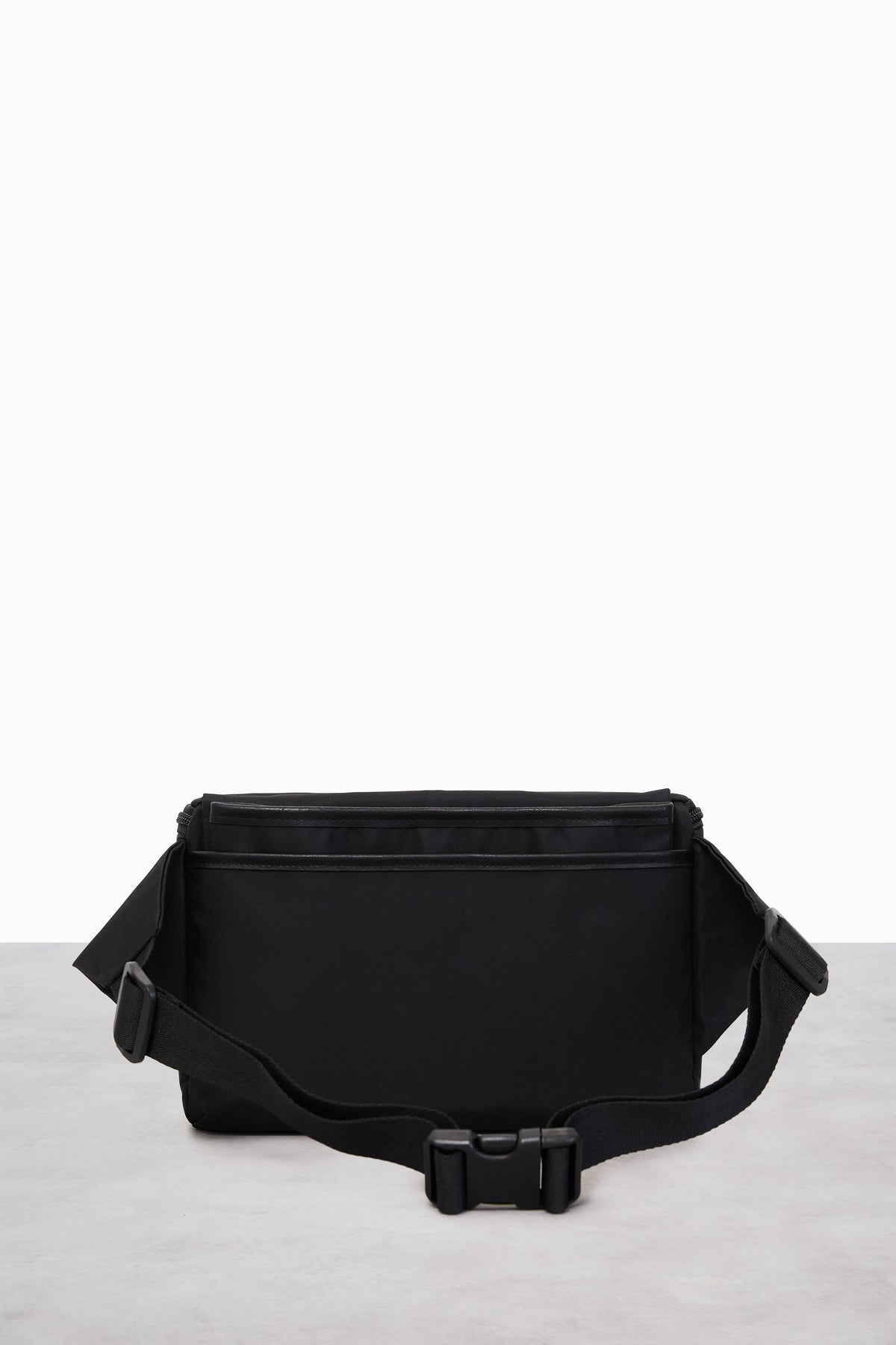 Resale The Diaper Pack in Black - Image 5