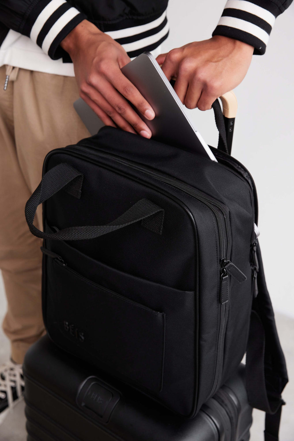 Resale The Expandable Backpack in Black - Image 7