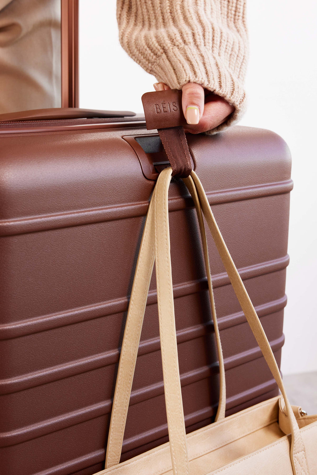 Resale The Medium Check-In Roller in Maple - Image 10