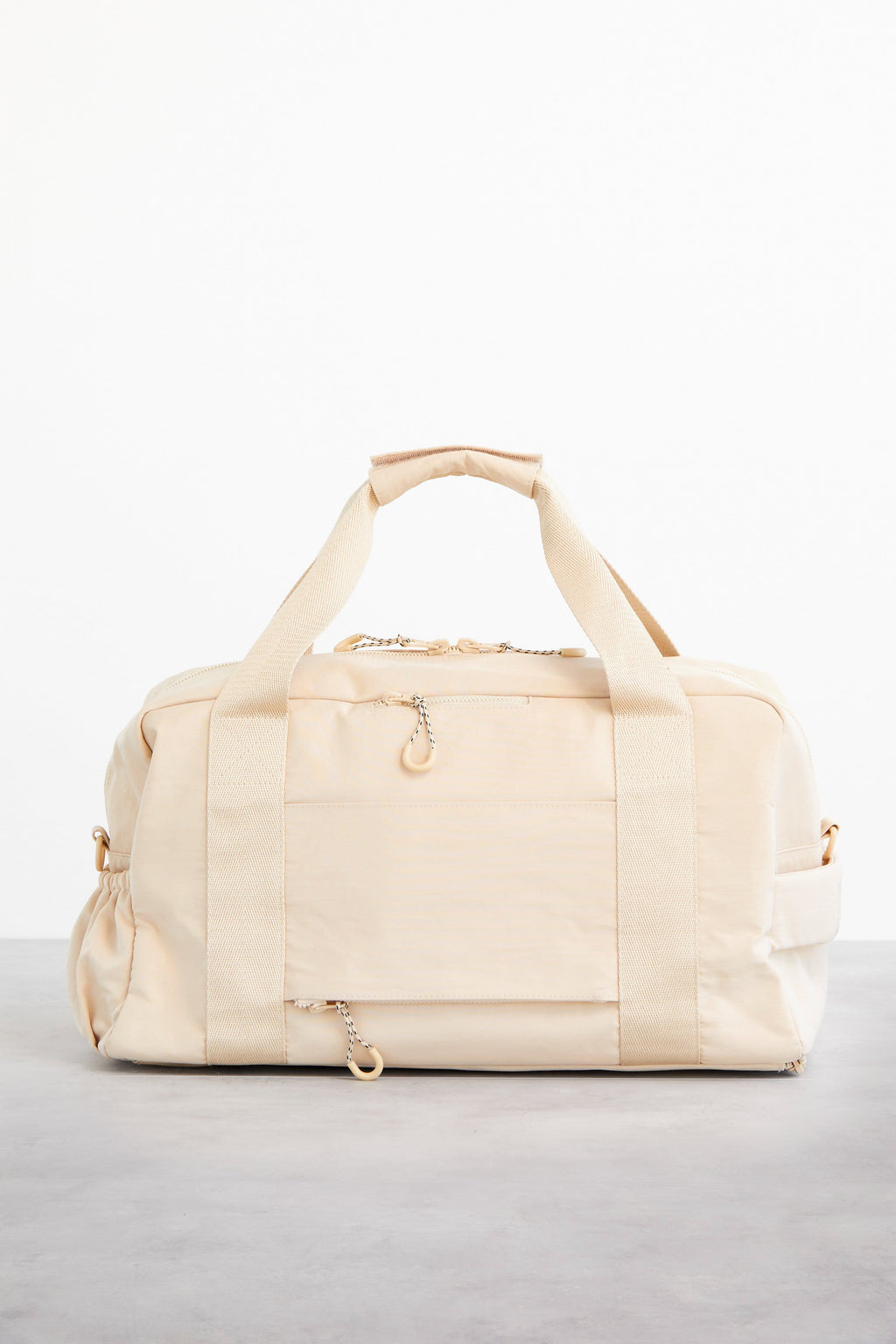 Resale The Sport Duffle in Beige - Image 3