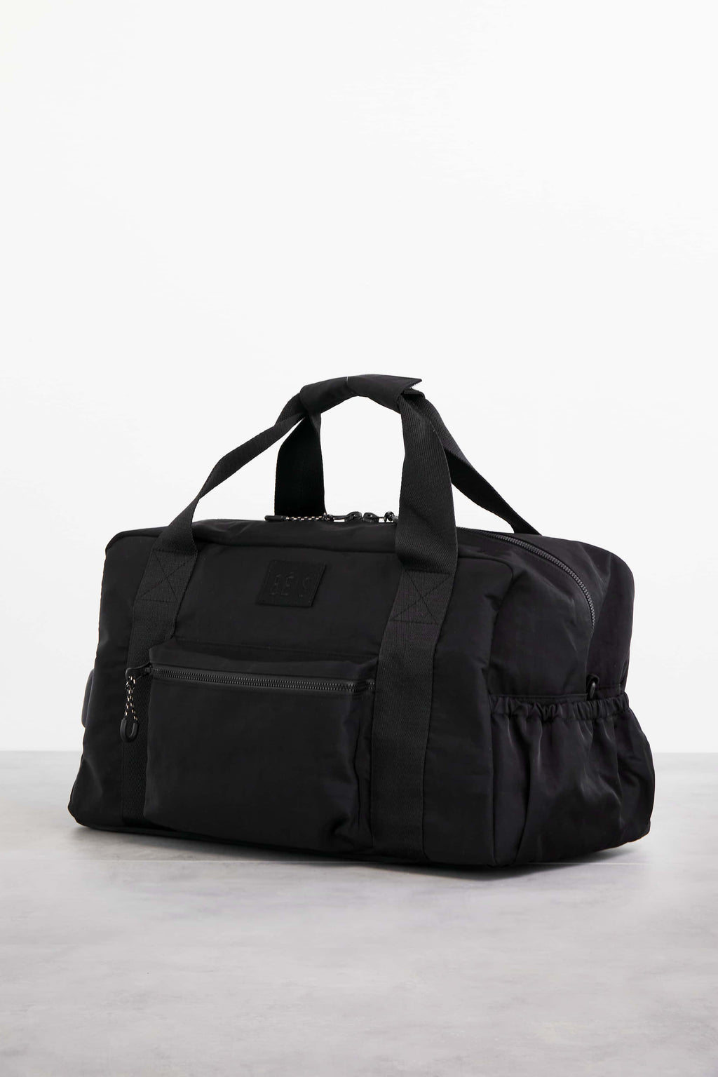 Resale The Sport Duffle in Black - Image 2