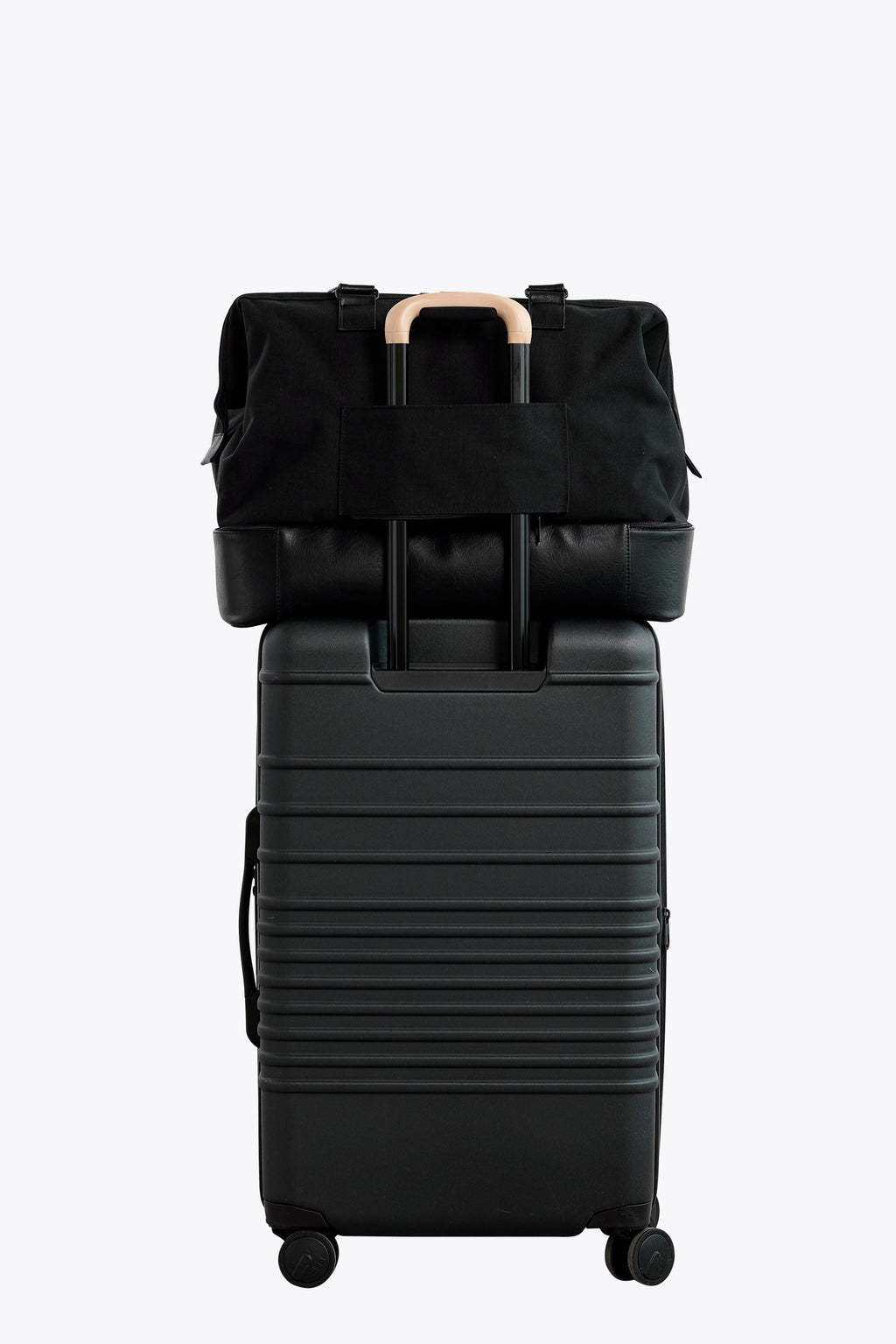 The Weekender in Black - Image 4
