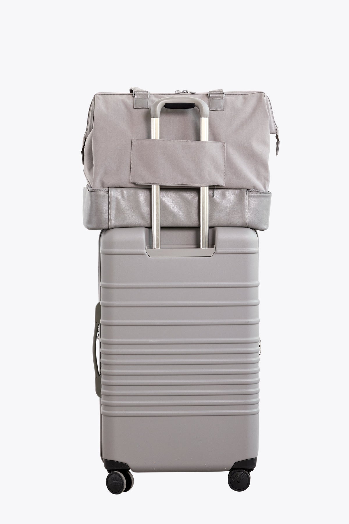 Resale The Weekender in Grey - Image 4