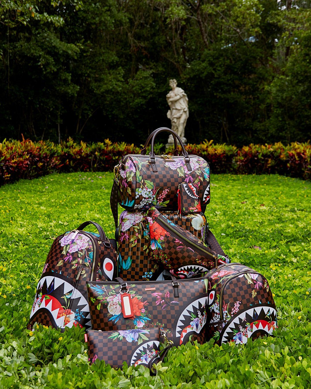 Garden of Sharks Sharknautics Hardshell Carry-On Luggage - Image 13