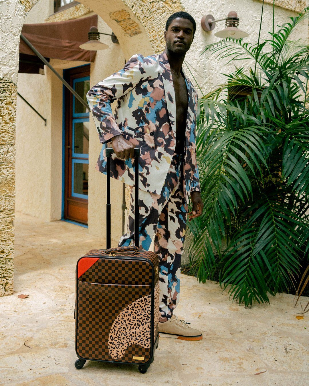 A.i.3 the Legacy Jetsetter Carry-On Luggage - Image 4