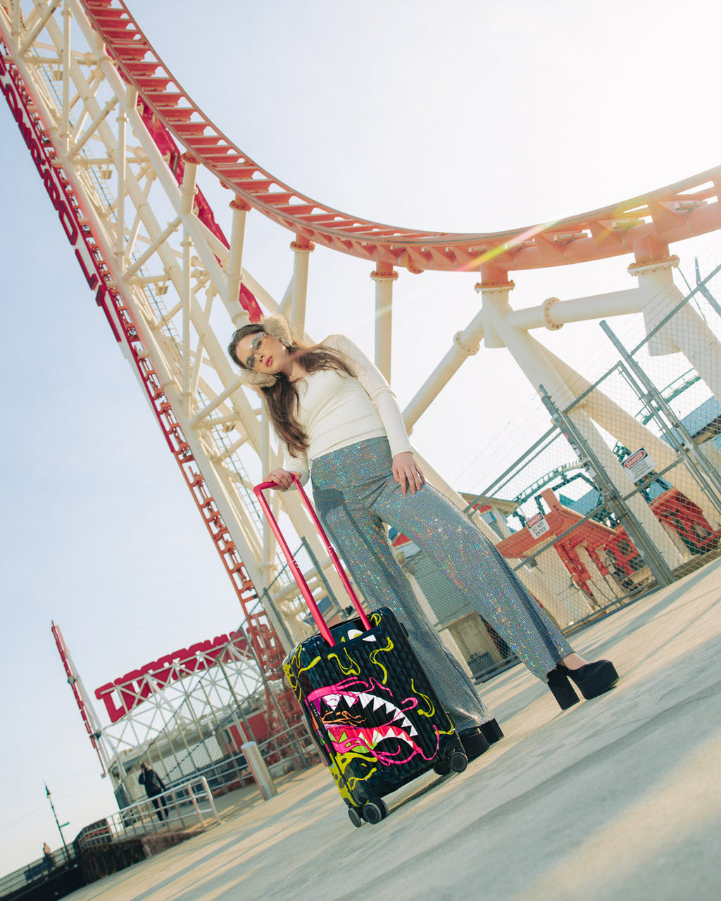 Slime Dime Sharknautics Hardshell Carry-On Luggage - Image 2