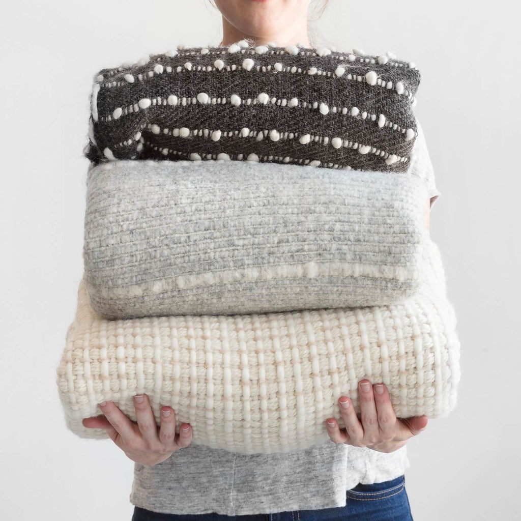 Contigo Chunky Wool Throw - Image 3