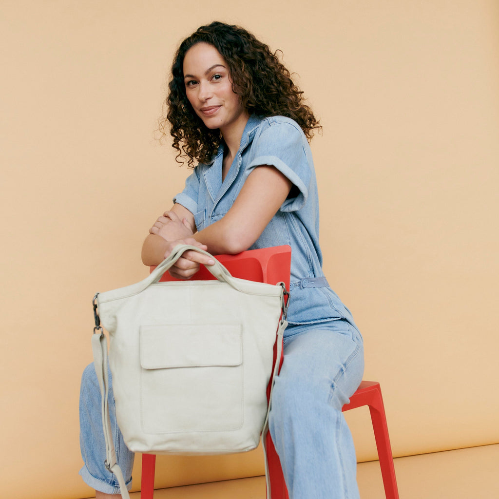 Bianca Leather Crossbody Bag - Image 23