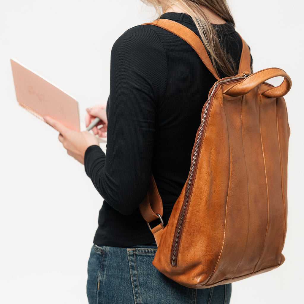 Moore Leather Backpack - Image 8