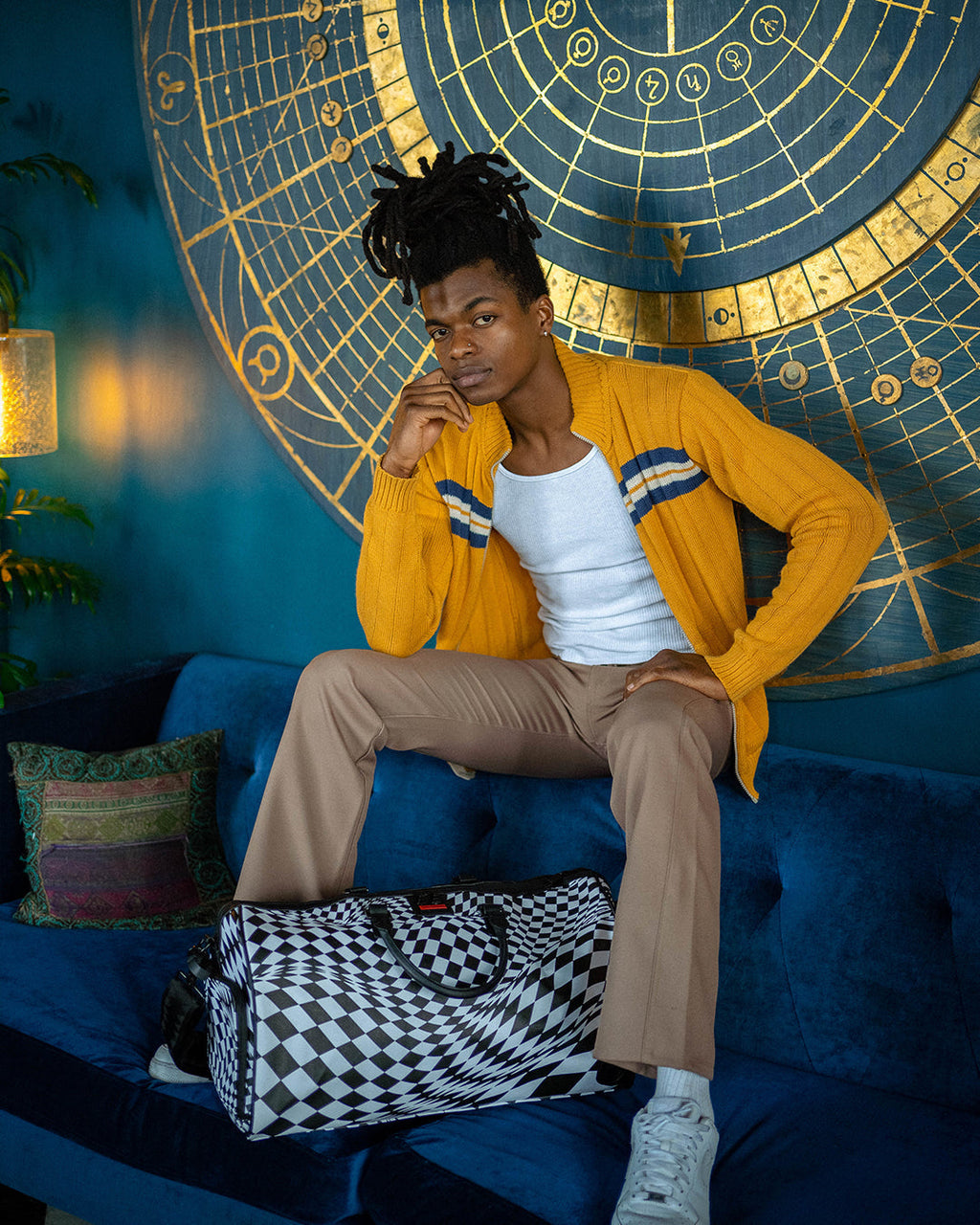 Trippy Check Duffle - Image 4