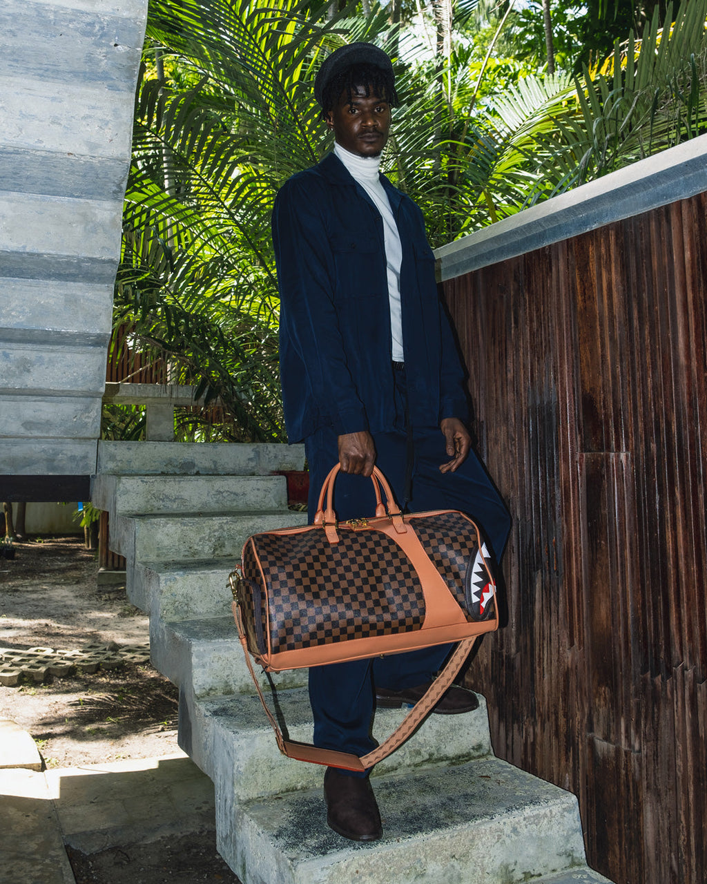 Henny Air to the Throne Duffle - Image 2