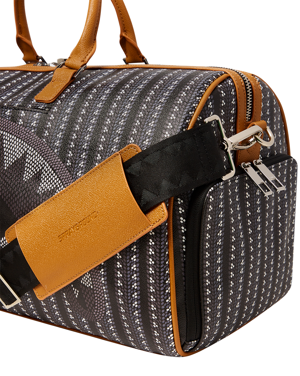 Illuchains Duffle - Image 12