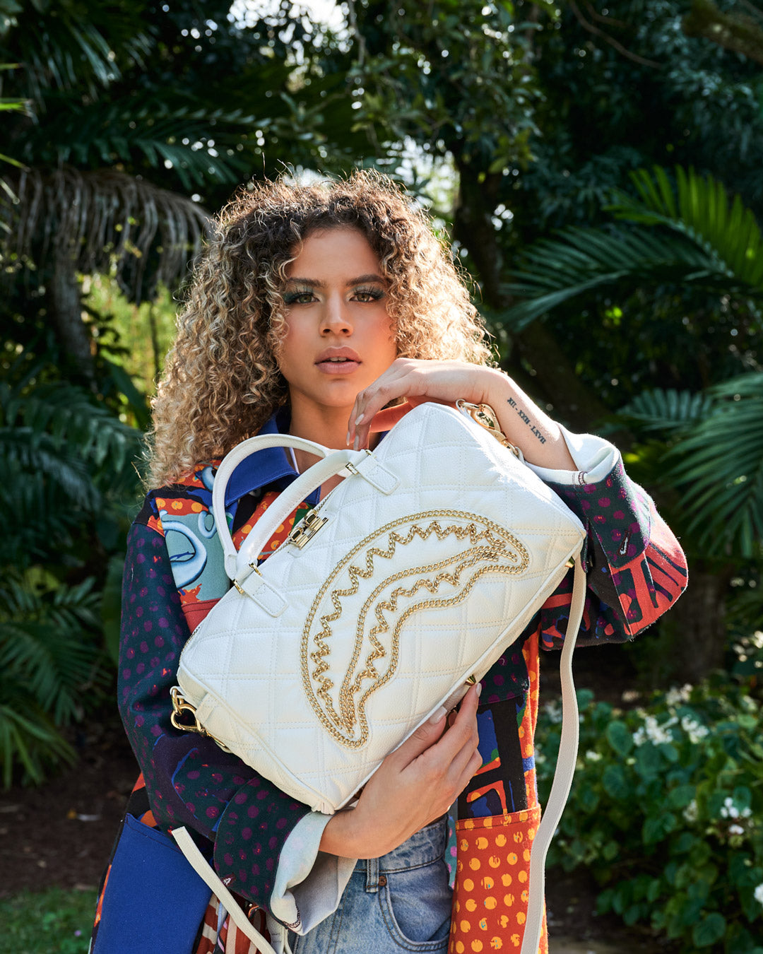 Riviera Le Blanc Gold Chain Shark Mini Duffle - Image 8