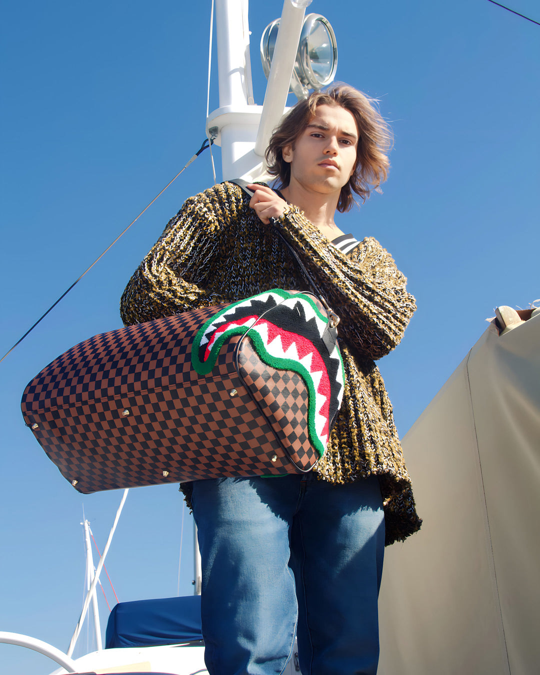 Romeo Air Italia Shark Duffle - Image 8