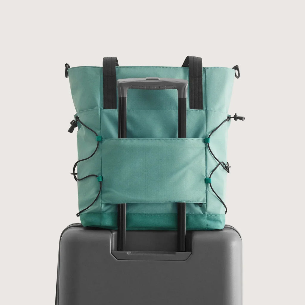Focus Tote - Image 32