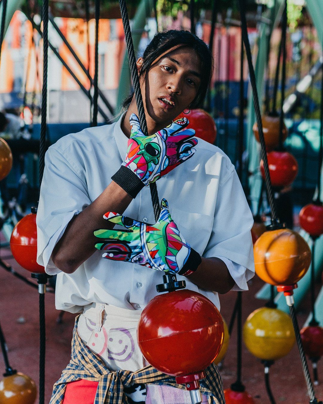 Mind Trip Gloves - Image 2