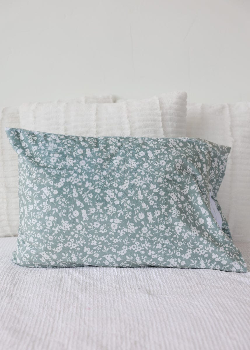 Dainty Floral Sage Blanket - Image 4