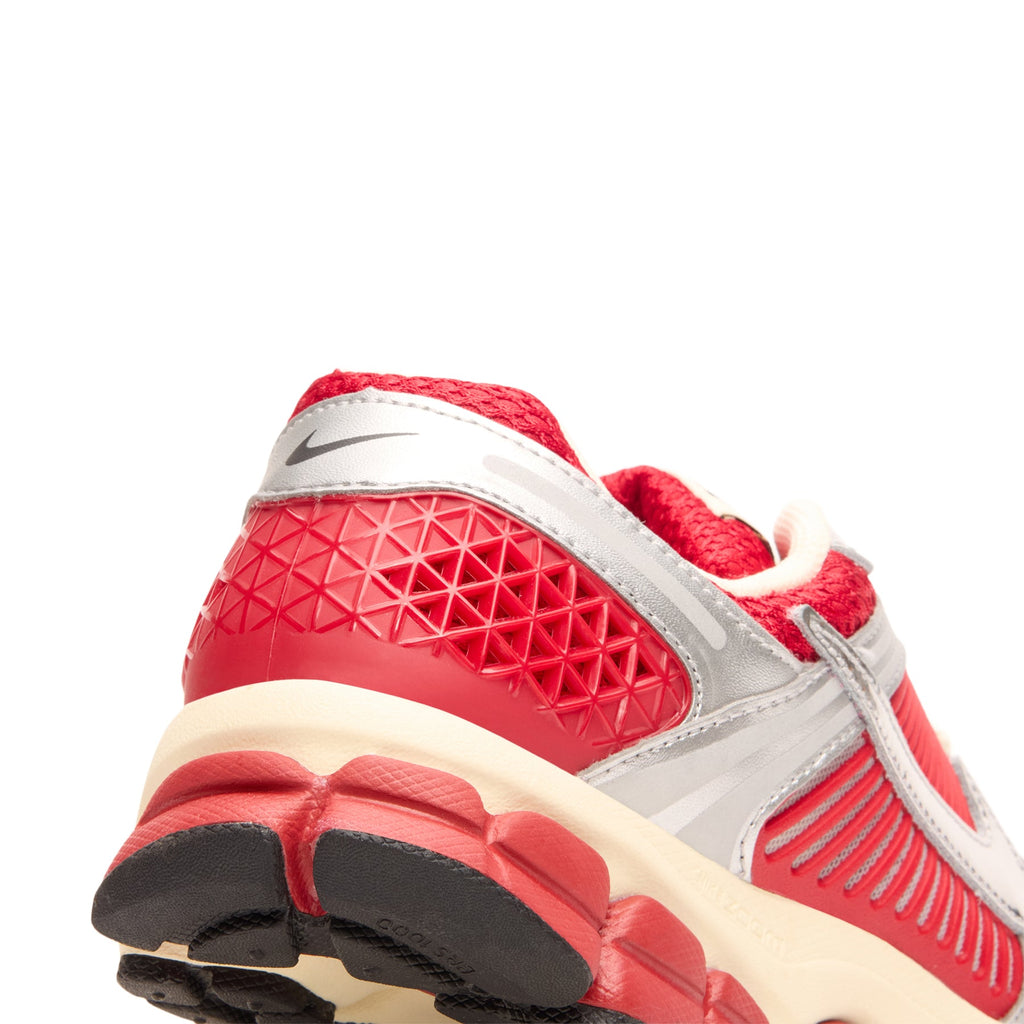 Nike Zoom Vomero 5 (Gym Red/Chrome-Metallic Silver) - Image 9